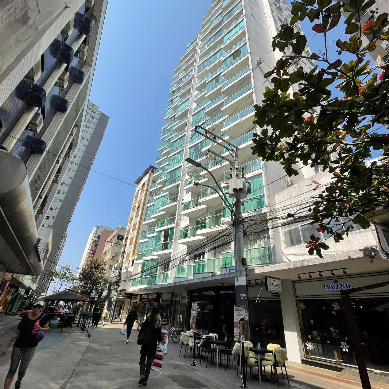 Apartamento Apto Bc, No Calcadao Balneário Camboriú
